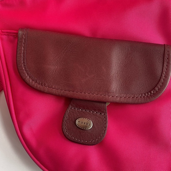 Mosey Life by Baggallini  Travel fuchsia, pink, Crossbody  / Bag Purse - Picture 13 of 13